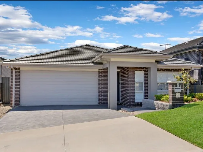 The Perfect Family Home In A Vibrant Area.