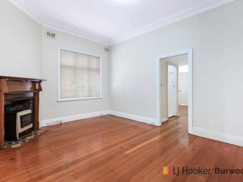 Charming 2 Bedroom Home!