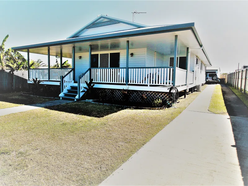 A LITTLE BIT OF COUNTRY AT THE BEACH: