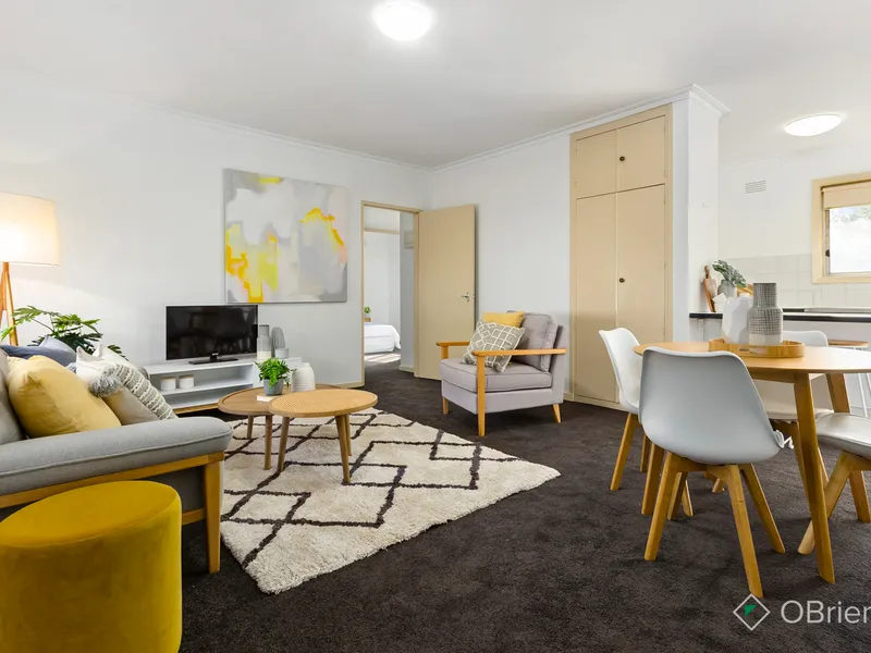 WELL POSITIONED UNIT!