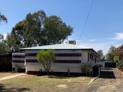 Air-conditioned Large Family Home on 1012m2!
