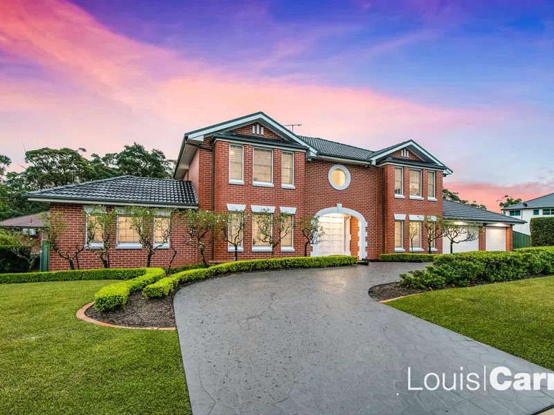 Large & Luxe Family Living: 450m to CityBus Stop, Zoned Murray Farm Public