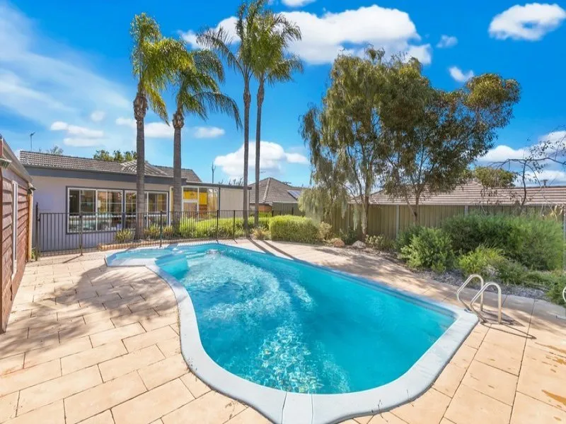 Family Home For Entertaining with Rumpus Room & Swimming Pool