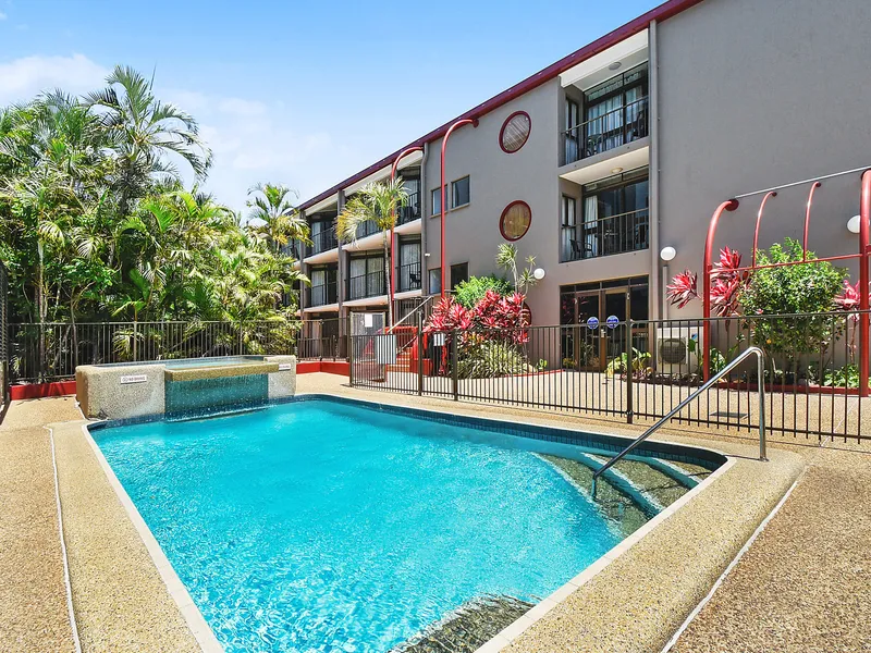 Waters Edge resort on The Strand