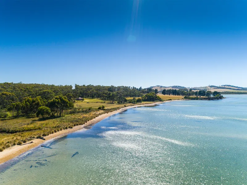 UNDER CONTRACT                                                                                100 acres ,Stunning Virtual Waterfront Land, Great Bay