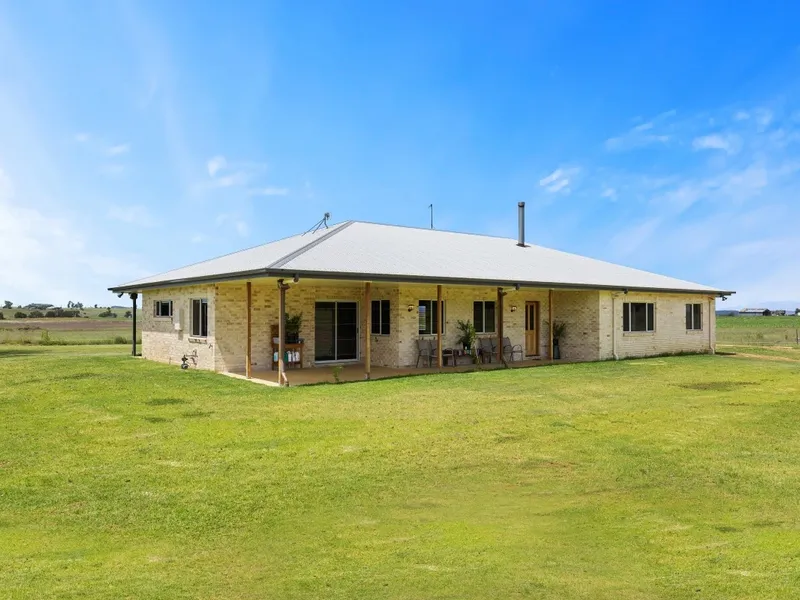 Lifestyle or Horse Property, Swan Creek Qld