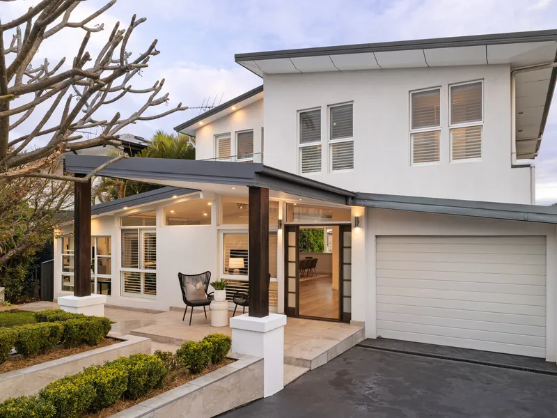 A Stunning Residence with Expansive Water Views