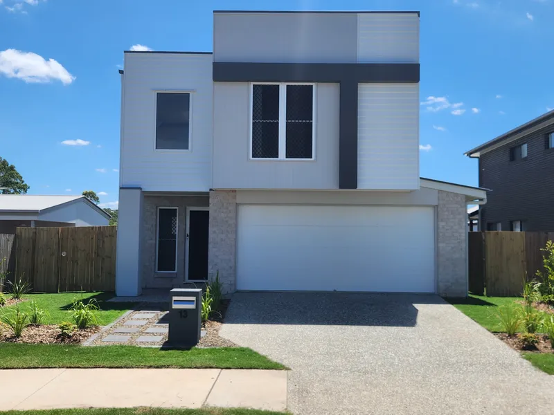 NEW BUILD 4 BEDROOMS WITH 2.5 BATHROOMS IN JOYNER