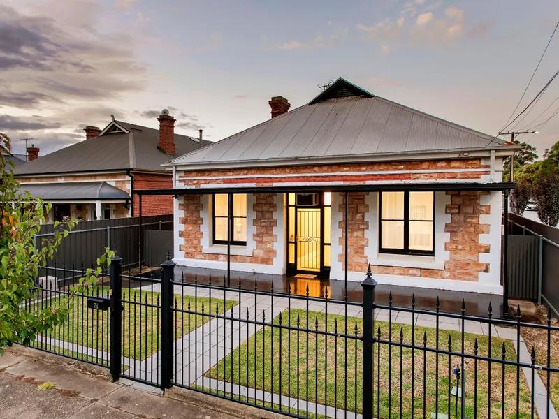 All The Charm & Big-Ticket Upgrades On A Deep, Family-Ready Corner Block