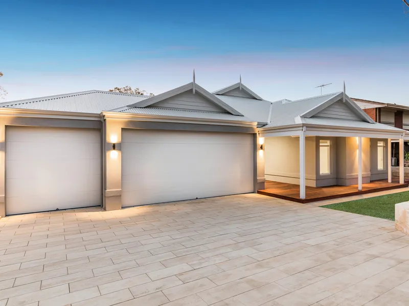 OFF THE PLAN HOMES IN BENTLEY!!!