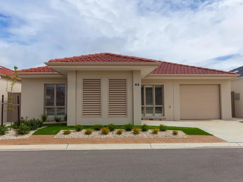 Bellarine Lakes Country Club - West Facing Yard