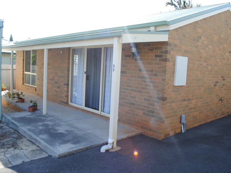 Immaculate Single bedroom unit 