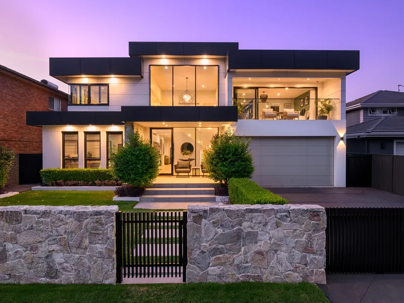 AN EXQUISITE HOME OF INSPIRING ARCHITECTURE!