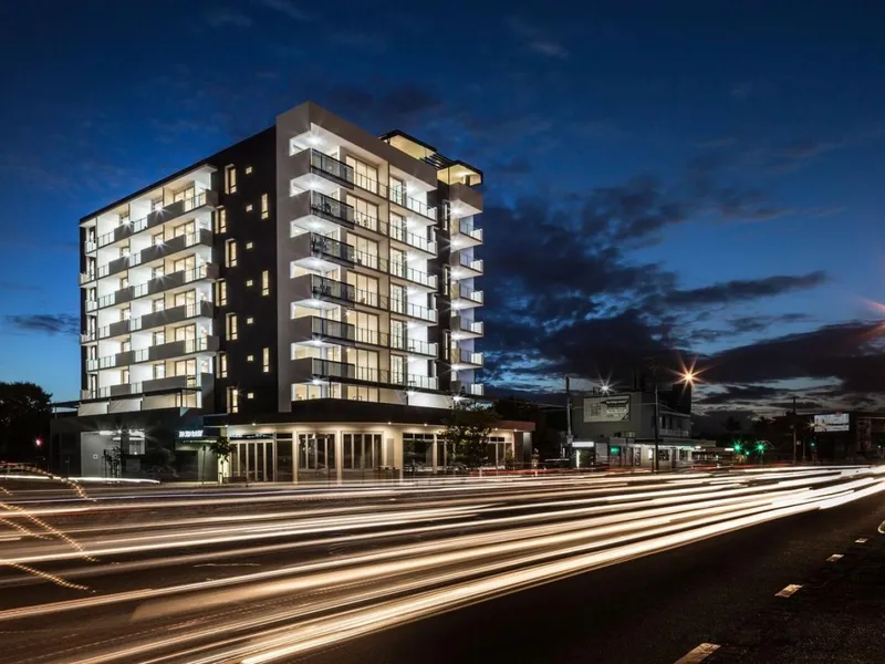 Great Top Floor Apartment with Lifestyle