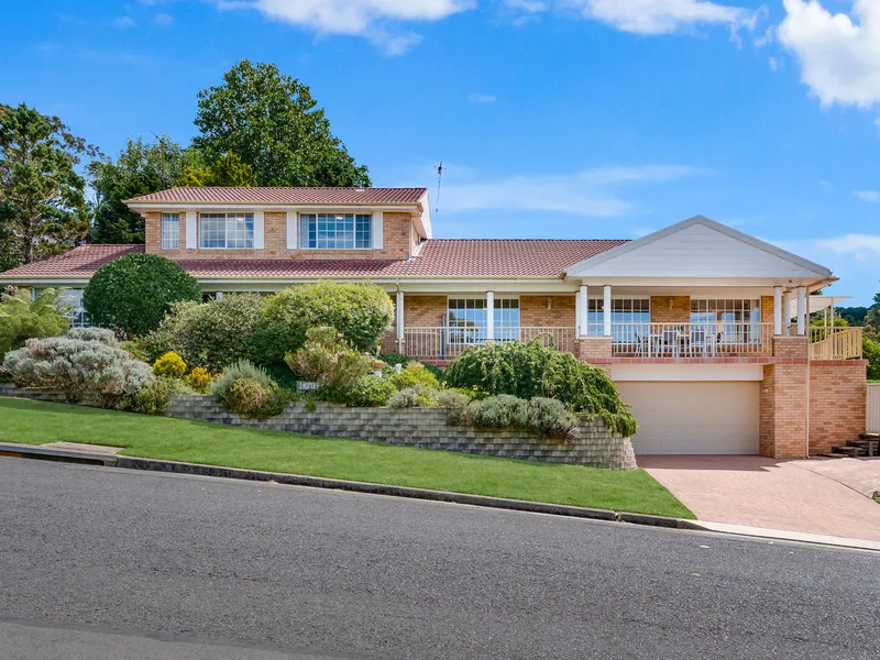 A premium property located in Leura's finest streets