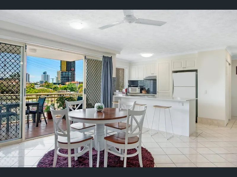 1ST OPEN HOME 20/3/2023 @ 3.00PM 2 bed, 2 bath, 1 car, swimming pool on Chevron Island!