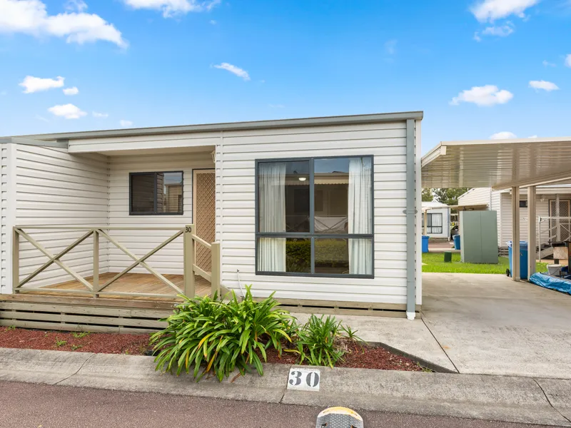 CONVENIENT LOCATION, LOW MAINTENANCE LIVING