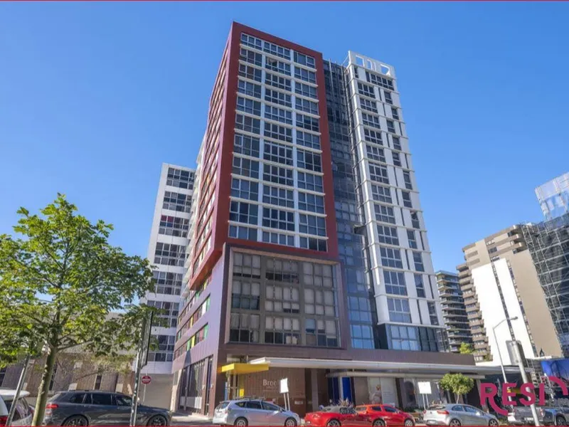 This unique 1 bedroom, 1 bathroom 1 car space apartment is a must to inspect! Unfurnished !