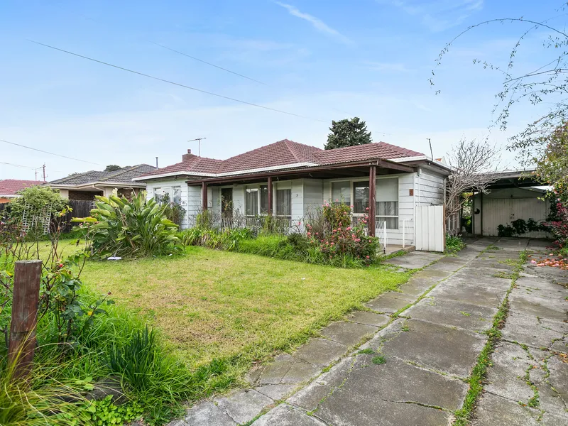 Altona North Charm