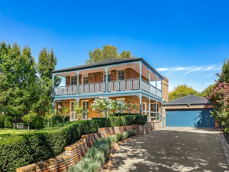 ~ PICTURE PERFECT FAMILY HOME WITH PRIME POSITION, POOL & PRIVATE GARDENS ~