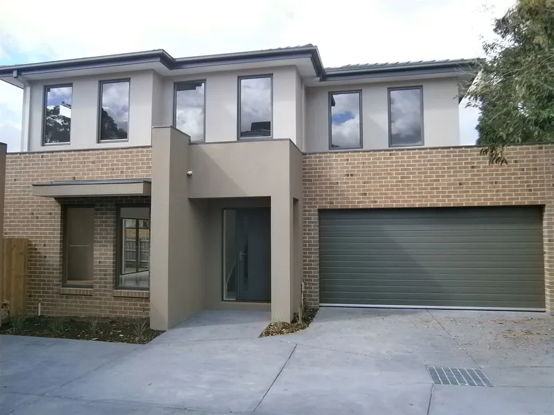 Stunning townhouse!