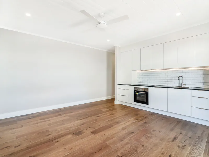 Luxury on Hendry Street in Old Tewantin