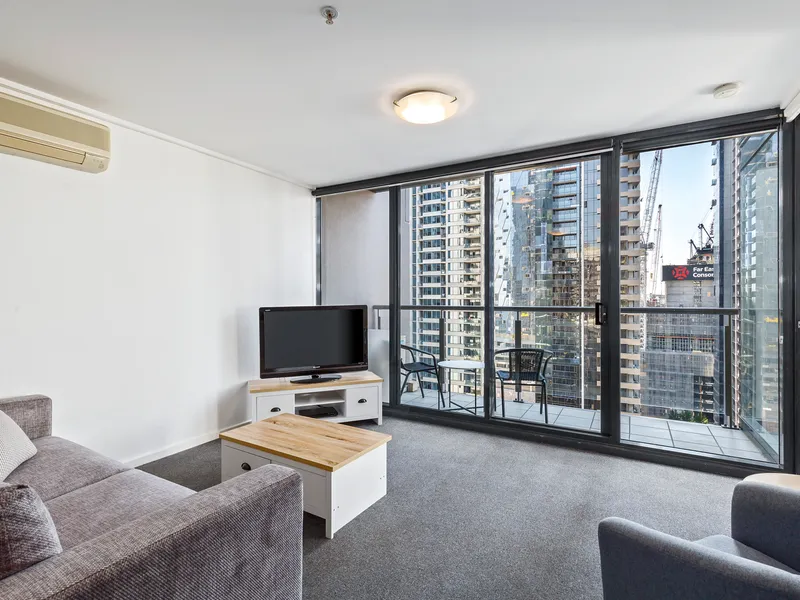 FULLY FURNISHED!!! CITY POINT ON BOURKE STREET!!!