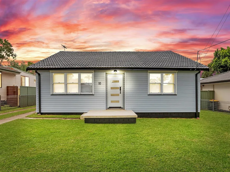 Deposit Taken! Leased!!