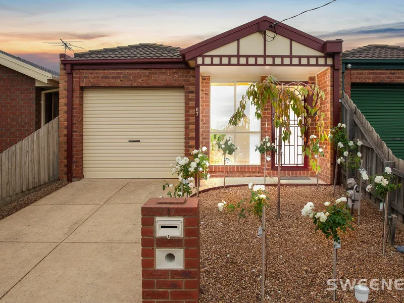 Immaculately Presented, Park-side Perfection!