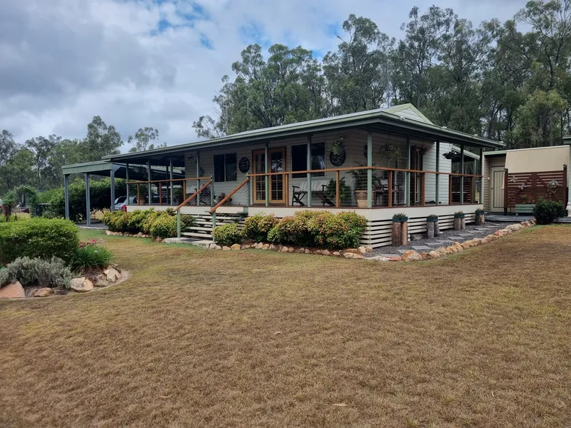 Home + Cottage on 40 acres