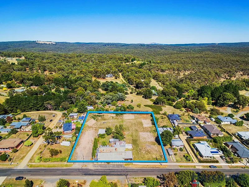 Amazing Renovation & Development Opportunity in Hepburn