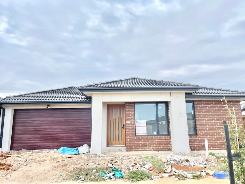 A Shopping Haven for Convenient Retail Therapy