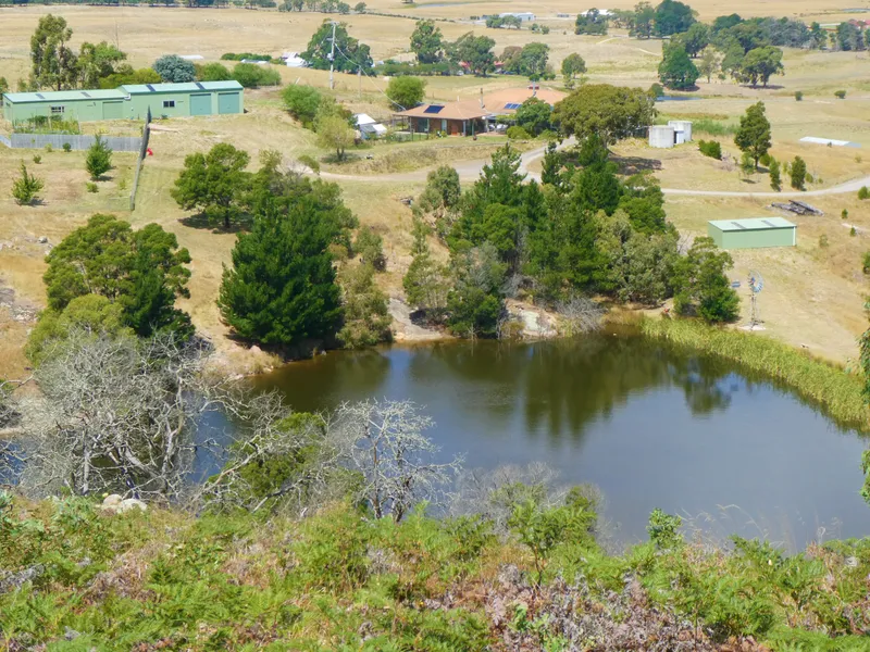 Spectacular, Panoramic Views; 4 Bedroom Residence, 41.3 HA (Approx. 102 Acres)