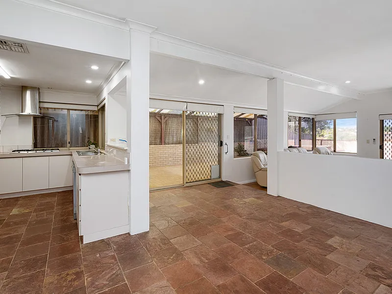 4 Bedrooms on a budget.