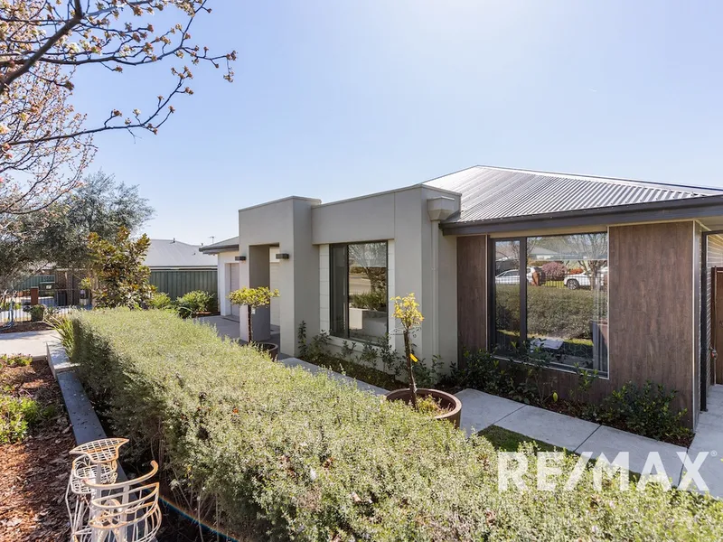 LUXURIOUS, STYLISH & SPACIOUS