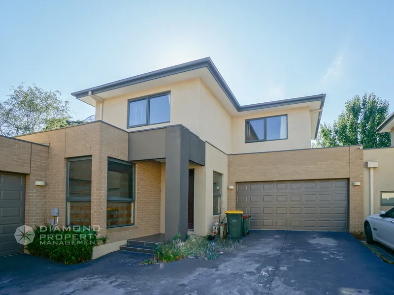 Crafted Townhome At A Prime Location