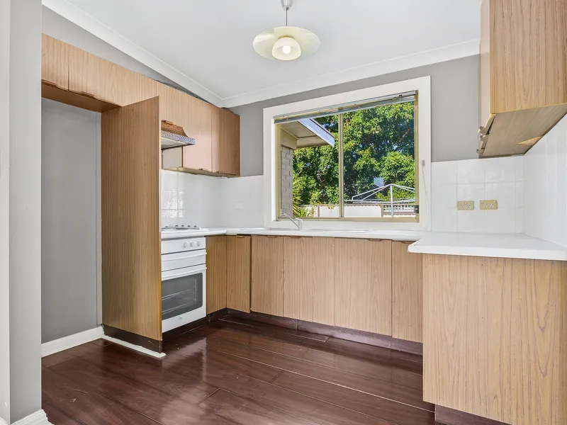 6 Month Lease ONLY - Beach Side Location