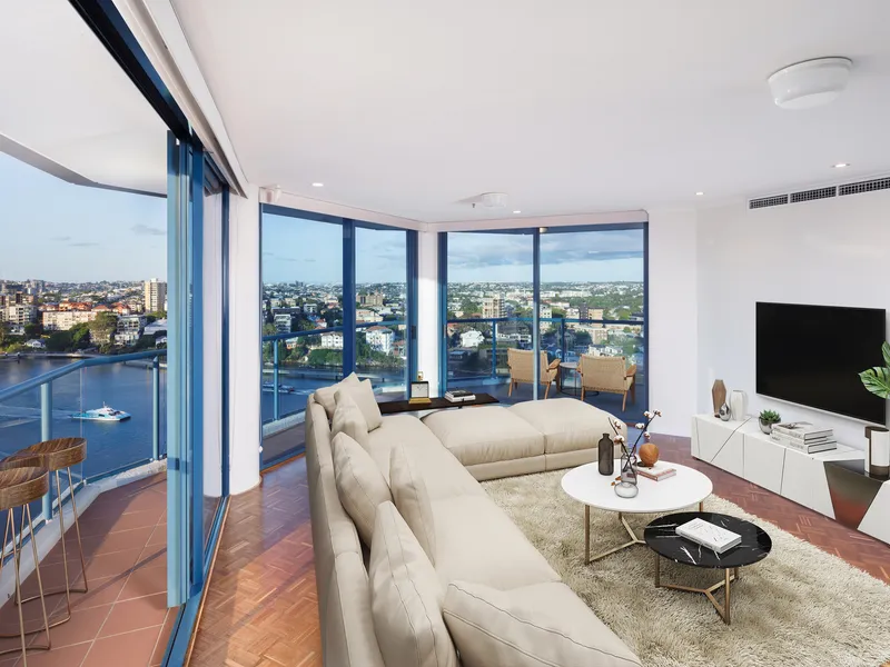 18th floor, 270-degree views and a rare north east facing apartment.