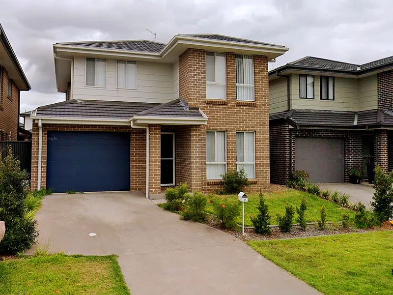 NEAR NEW 4 BEDROOM HOUSE IN MARSDEN PARK