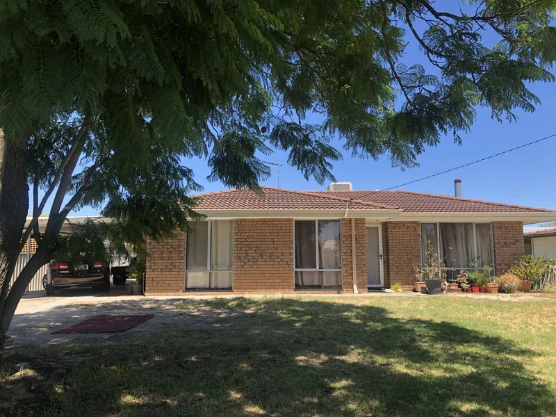 Strata Unit on approx 906sqm block with City Centre Zoning