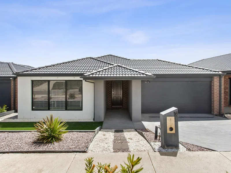 Family Friendly Home In A Great Location!