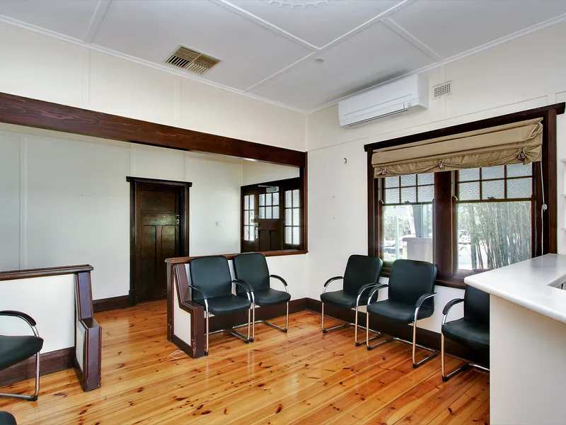 Spacious & rich in character