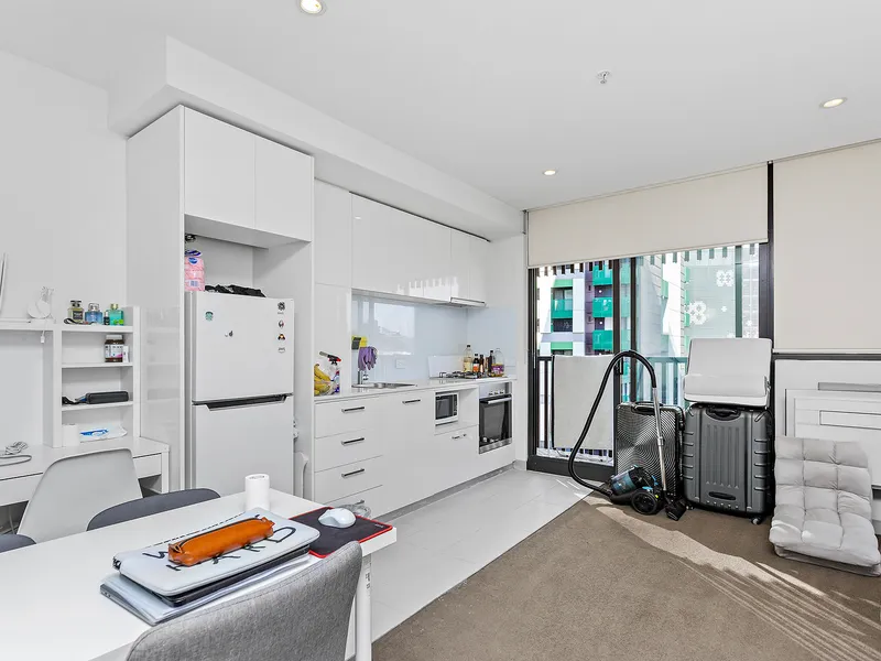 Modern One Bedroom Edge of CBD