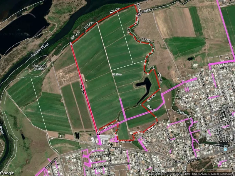 MINUTES AWAY FROM BUNDABERG CBD