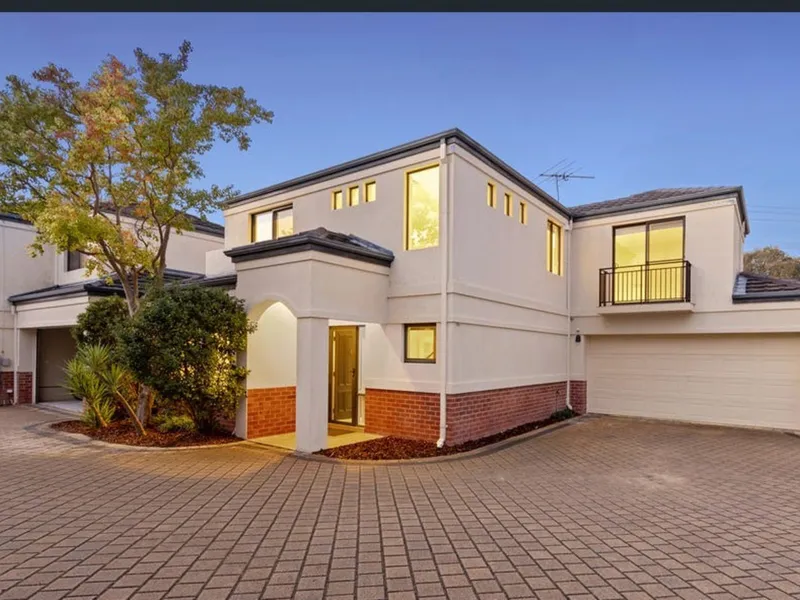 Modern 3 bed townhouse