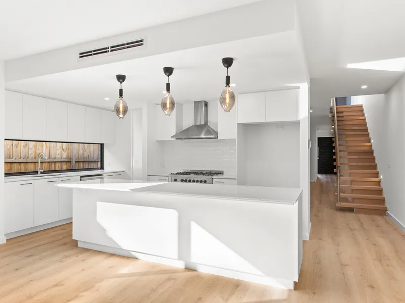 FLEXIBLE, MODERN FAMILY LIVING