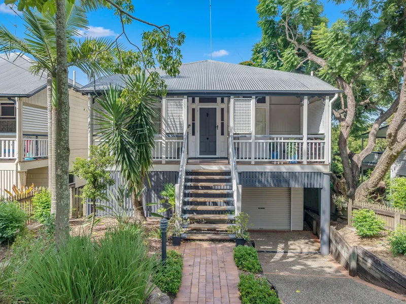 Charm, Character, Privacy and a Dress Circle Location!