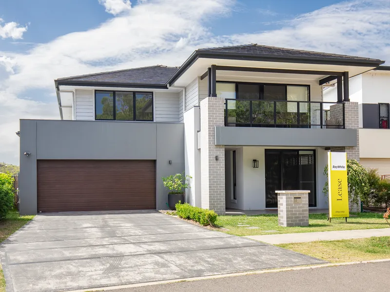 A Grand Luxurious Family Home