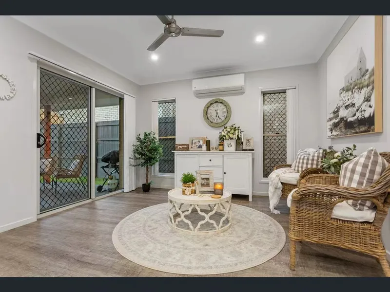 Beautiful House for rent $640 only