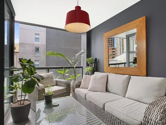 Stunning 10th Floor One Bedroom Apartment!